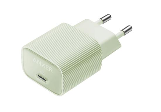 Anker USB-C Wandladegerät in hellgrünem Design mit europäischem Stecker