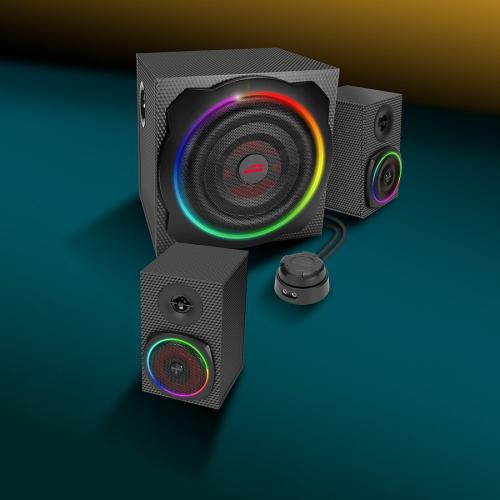 Modernes Lautsprechersystem mit RGB-Beleuchtung, Subwoofer und zwei Satellitenlautsprechern